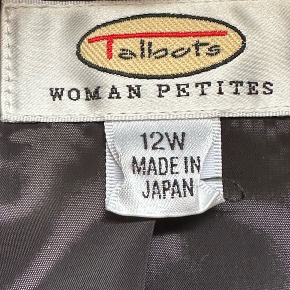 Talbots Charcoal Gray 2 Button Blazer With Pockets  & 4 Button Sleeves Sz 12W P - Picture 14 of 14